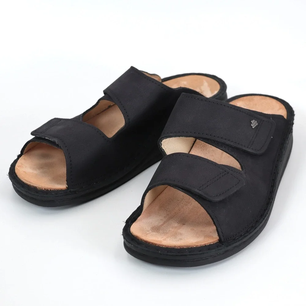 Finn Comfort •	brand finn